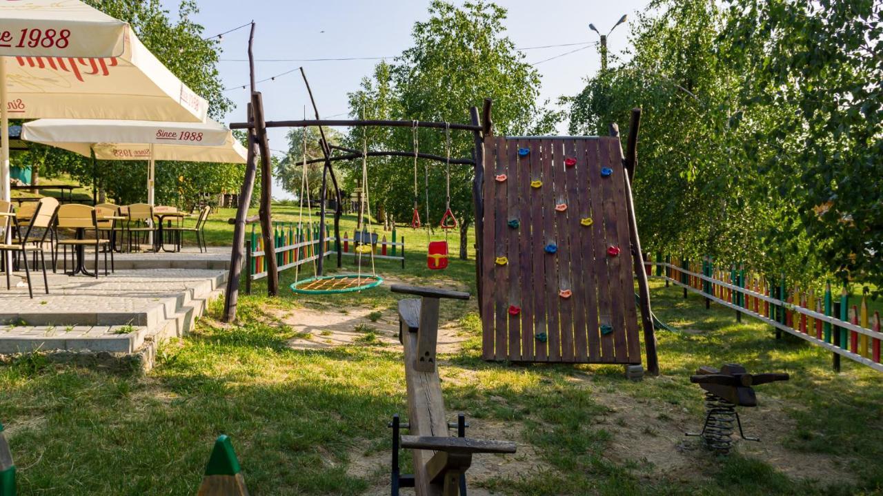 Каньон Hotel Grushevtsy  Eksteriør billede